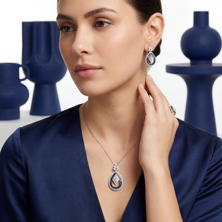 Sapphire Aura Teardrop Diamond Set