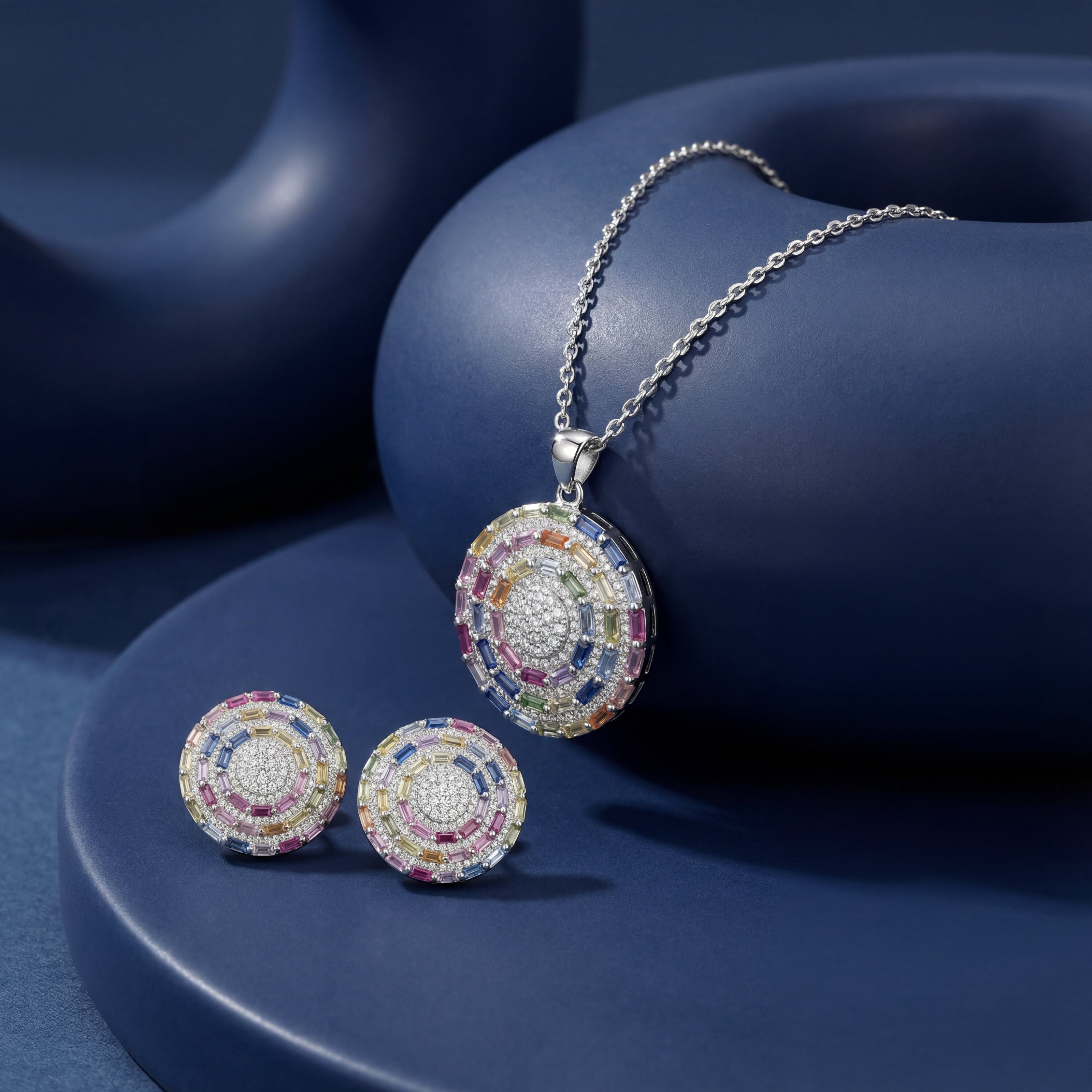 Rainbow Radiance Circular Diamond Set