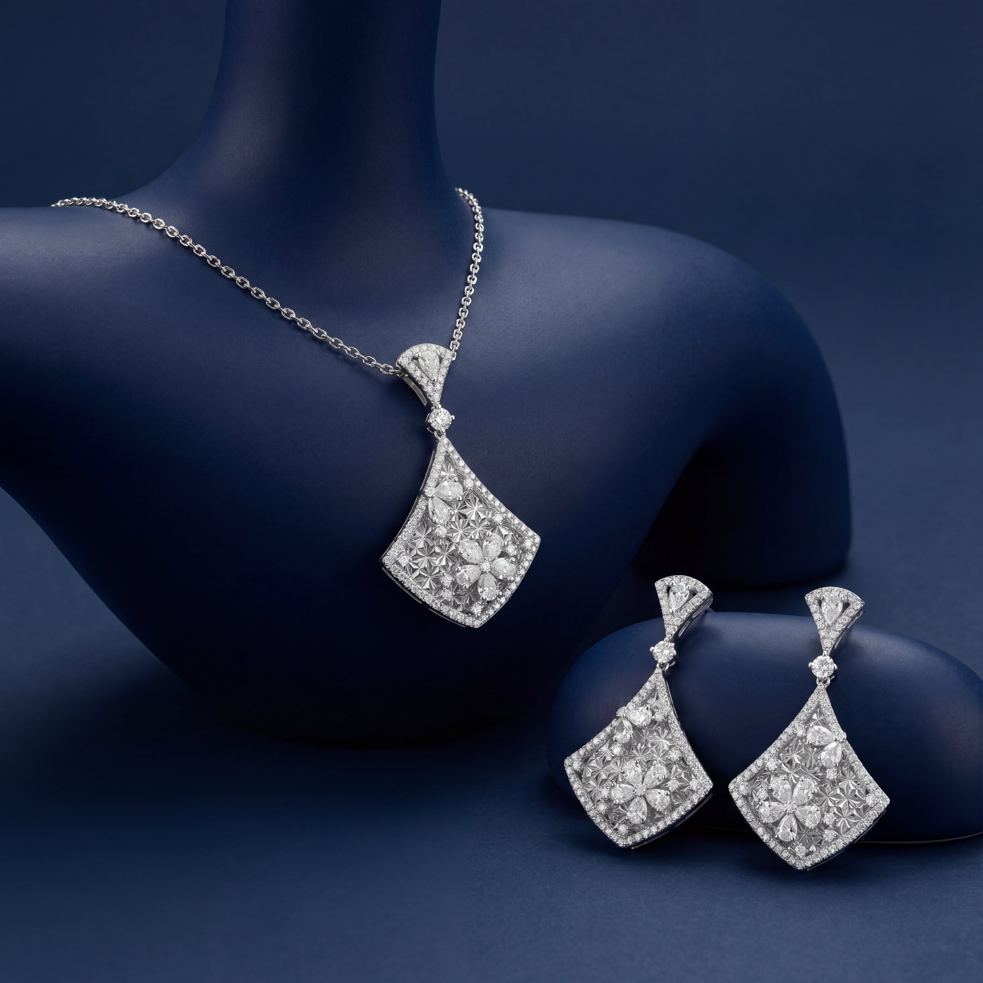 Royal Square Bloom Diamond Set