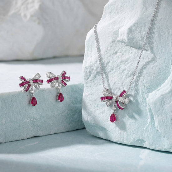 Crimson Bow Elegance Set