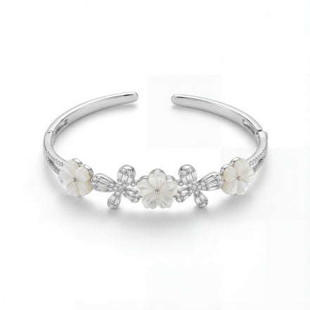 Mother of Pearl Blossom Bracelet