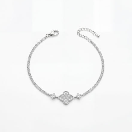 Diamond Pavé Clover Bracelet