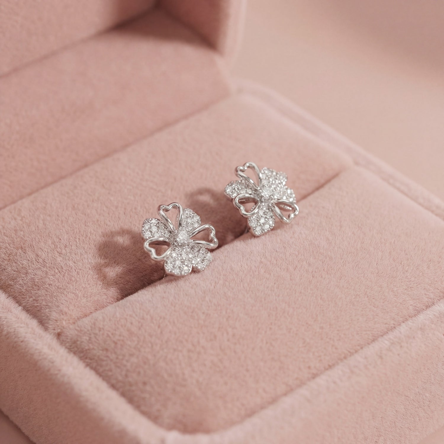 Daisy Sparkle Diamond Studs