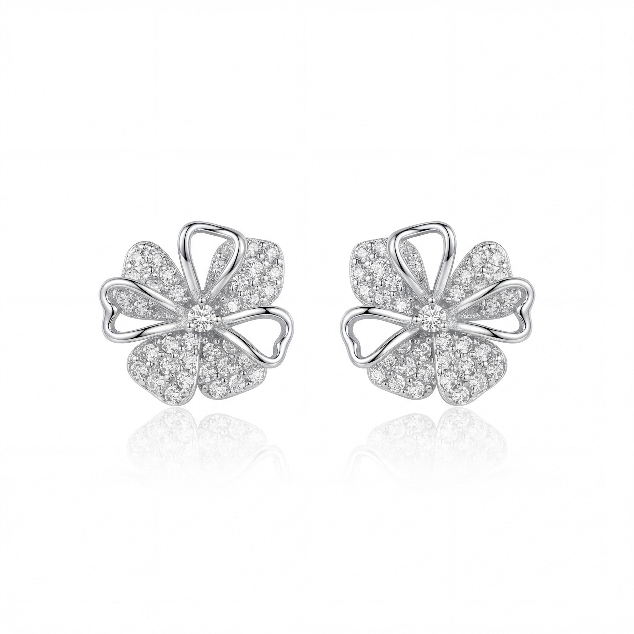 Daisy Sparkle Diamond Studs