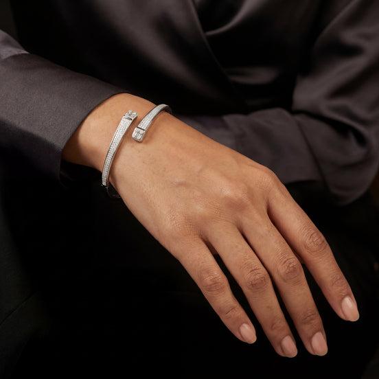 Infinite Pavé Elegance Bracelet